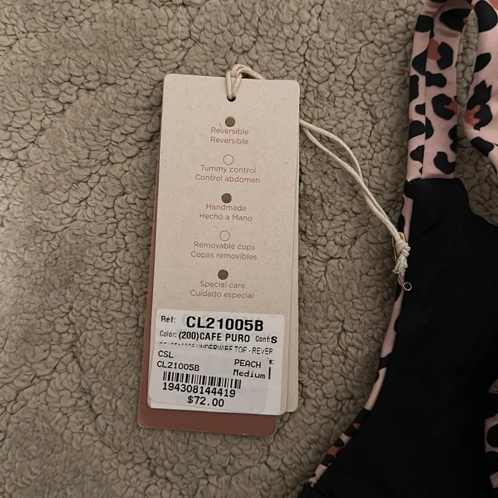 Cosita Linda Beachwear reversible bikini top - Picture 3 of 3